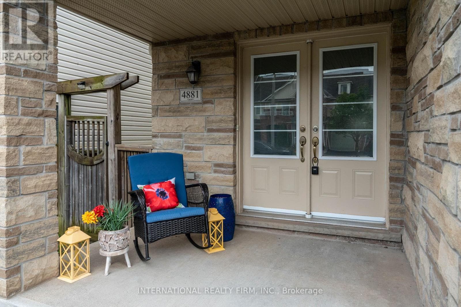 Photo of 4881 CAPRI CRESCENT