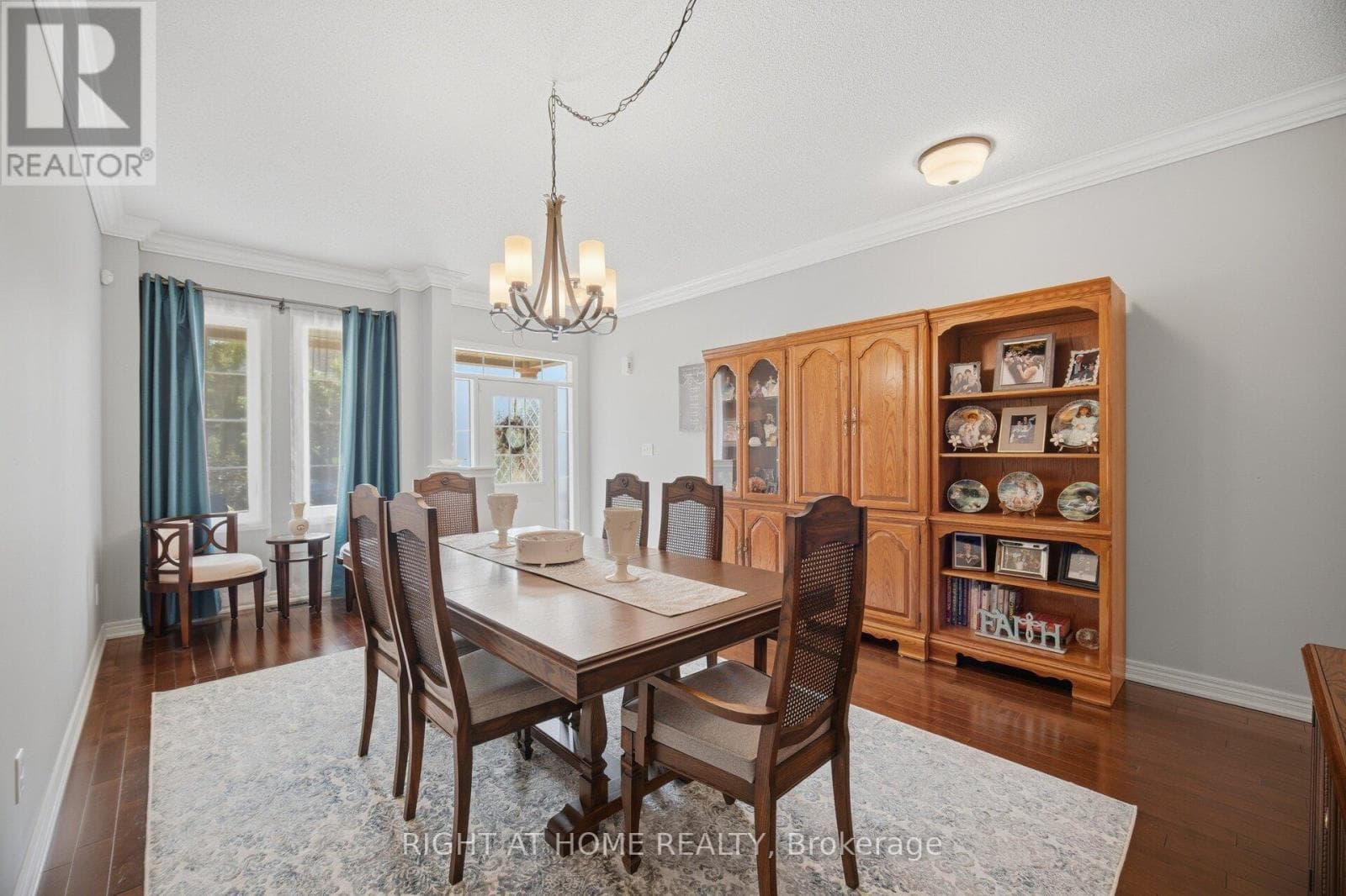 Photo of 406 CHANDLER CRESCENT