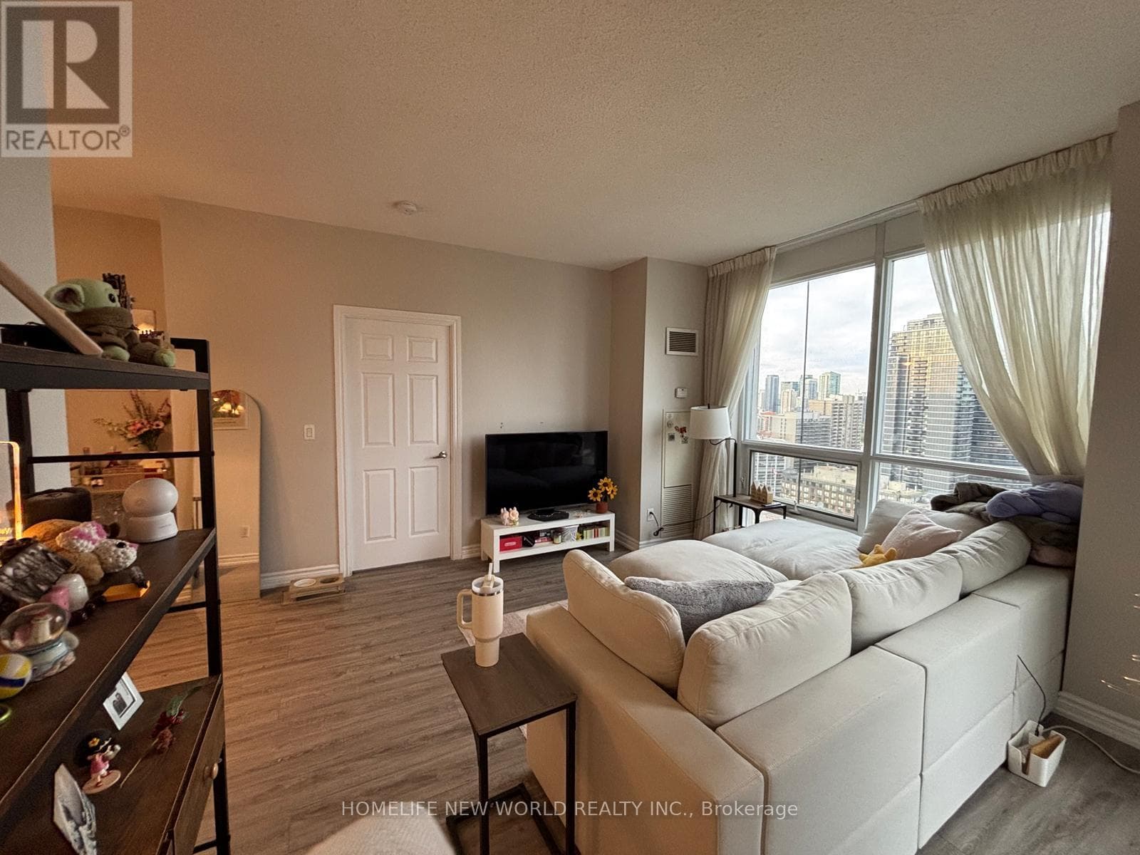 Photo of 3305 - 761 BAY STREET