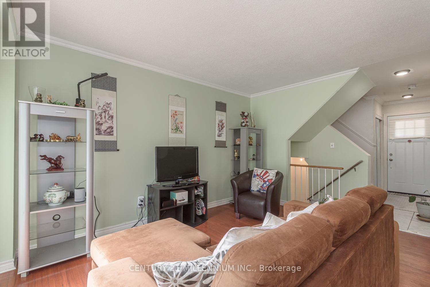 Photo of 336 FLEETWOOD CRESCENT
