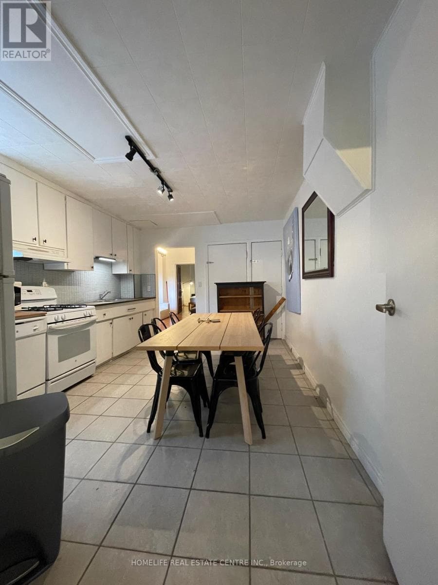 Photo of 169 GLADSTONE AVENUE