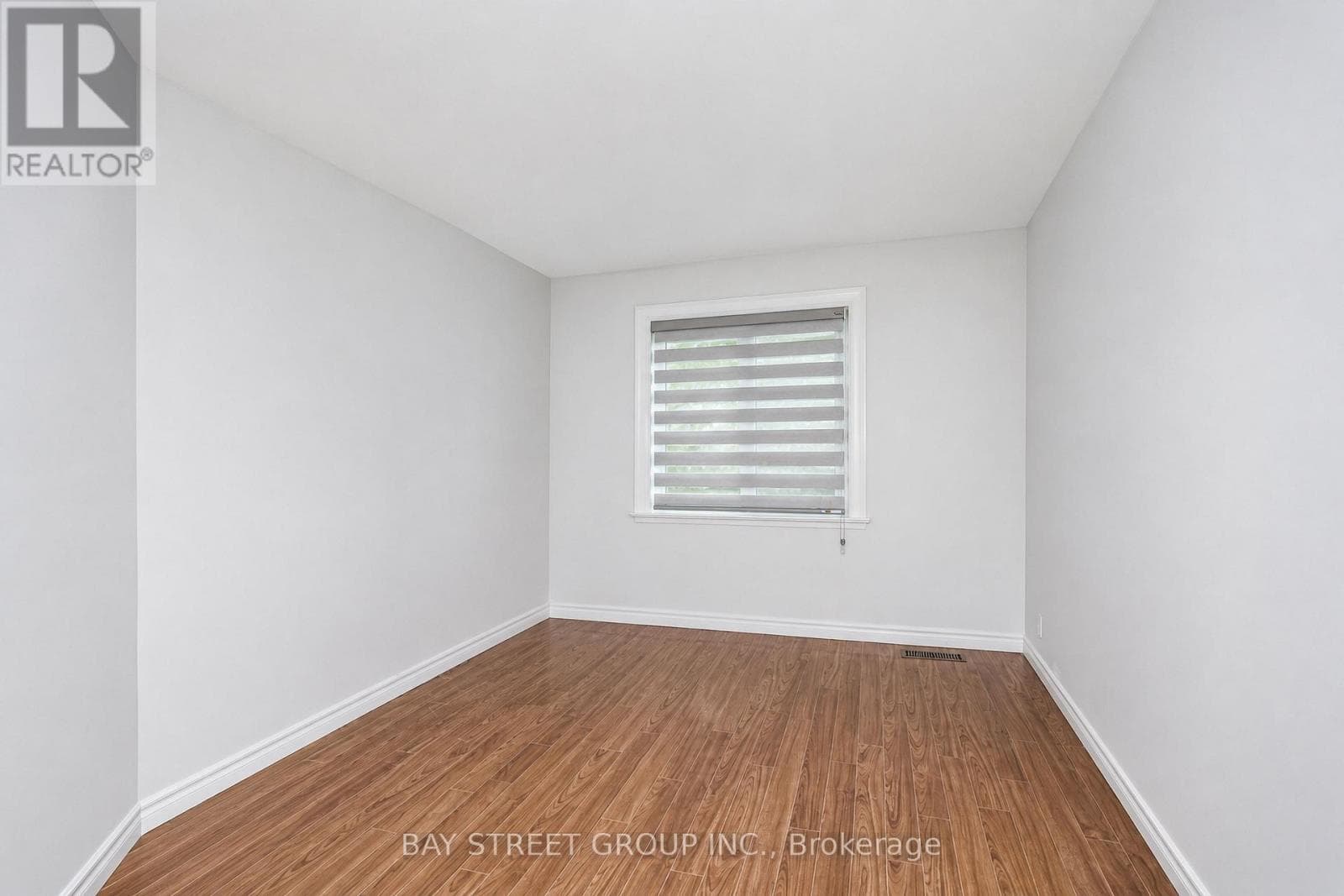 Photo of 54 THYRA AVENUE