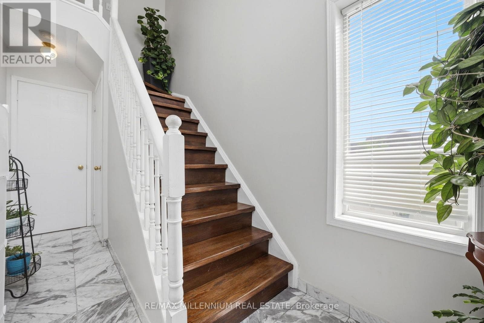Photo of 24 - 115 BRISTOL ROAD E