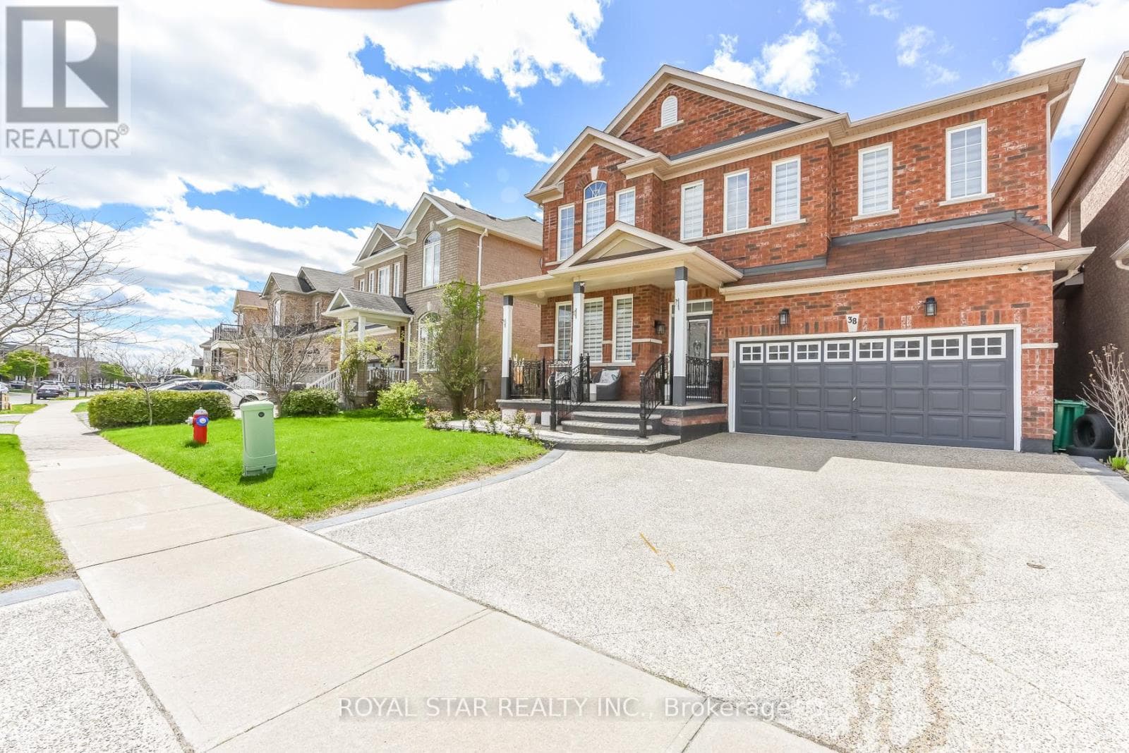 Photo of 38 ROBITAILLE DRIVE