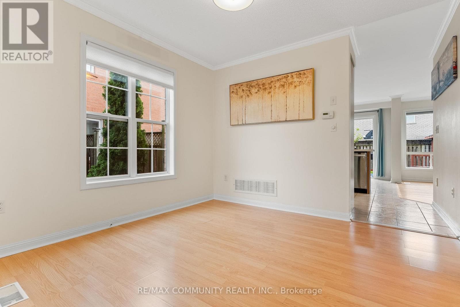 Photo of 504 KEARNS DRIVE