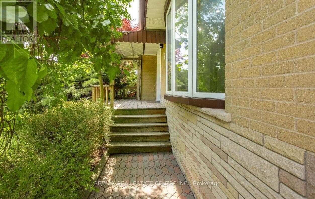 Photo of 474 SEATON DRIVE
