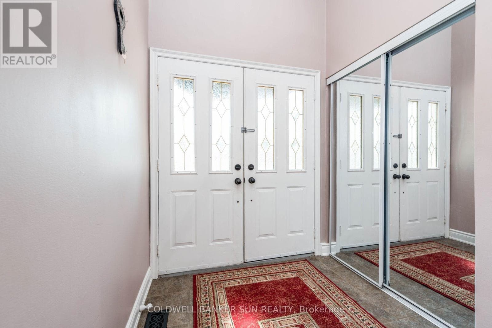 Photo of 2483 YARMOUTH CRESCENT