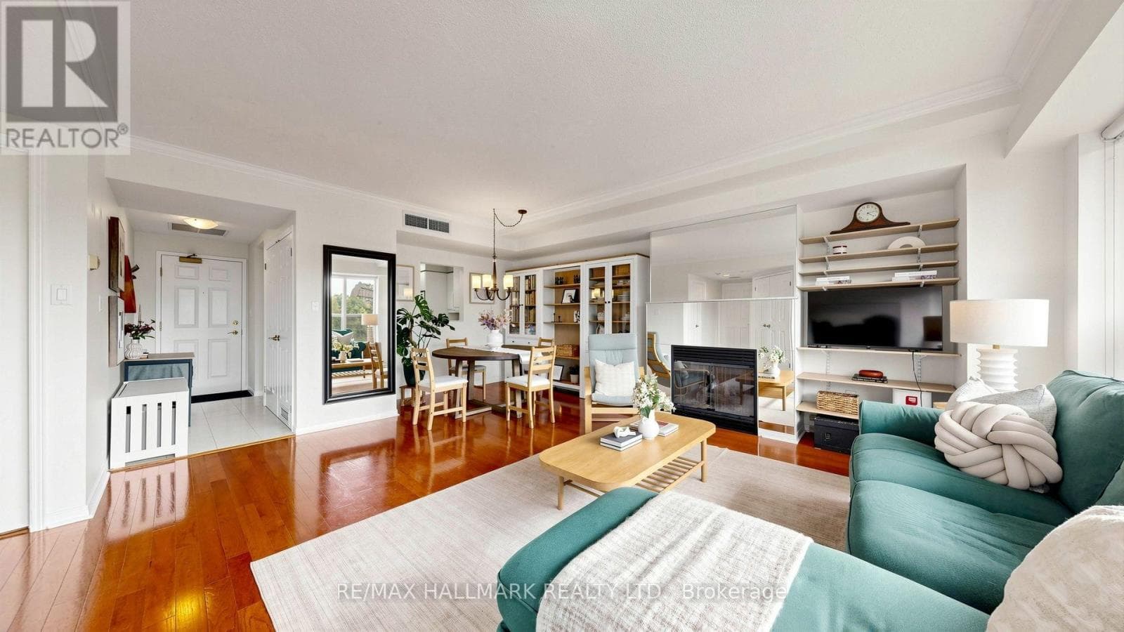 Photo of 312 - 1818 BAYVIEW AVENUE