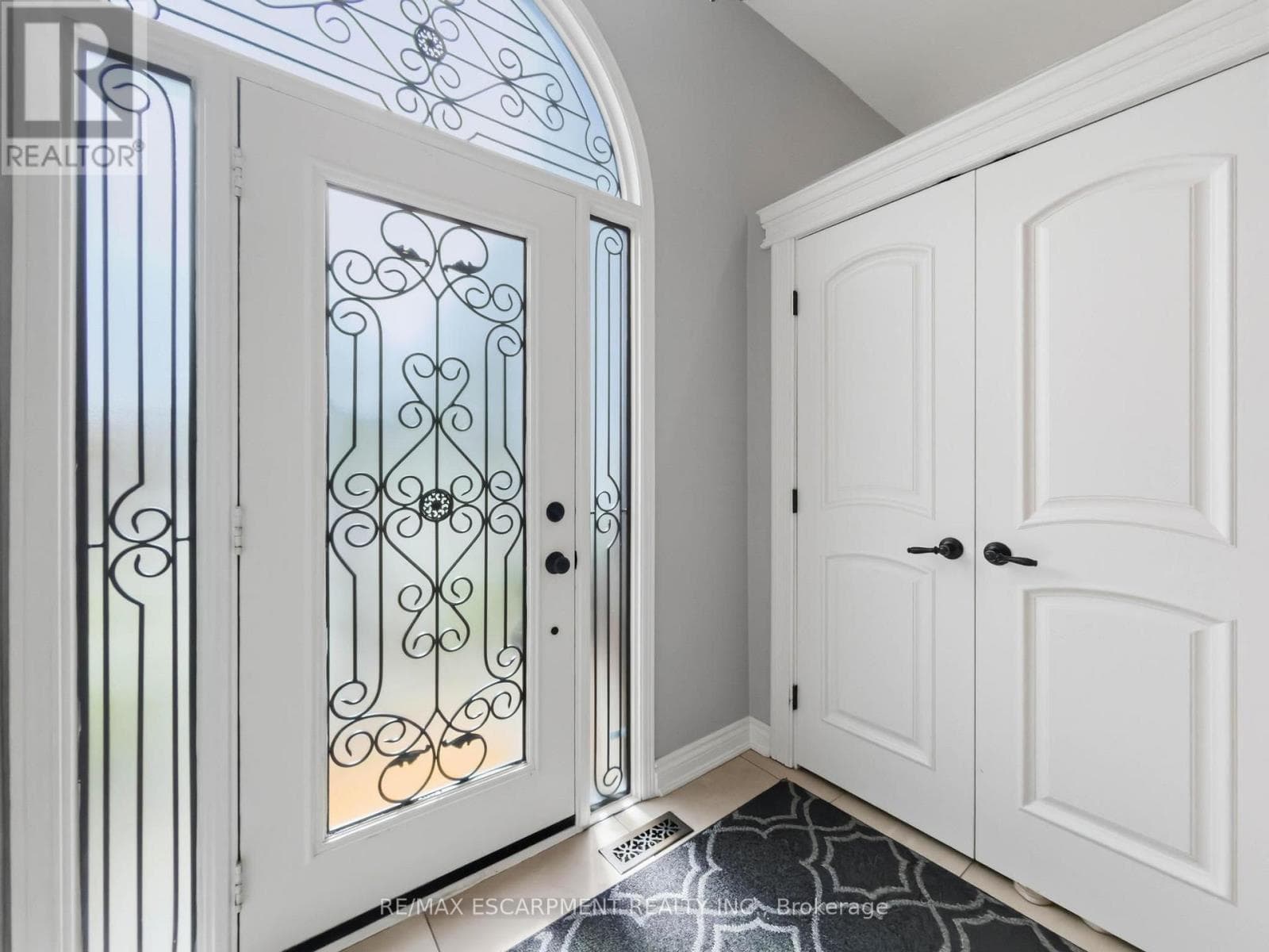 Photo of 45 TRADEWIND DRIVE