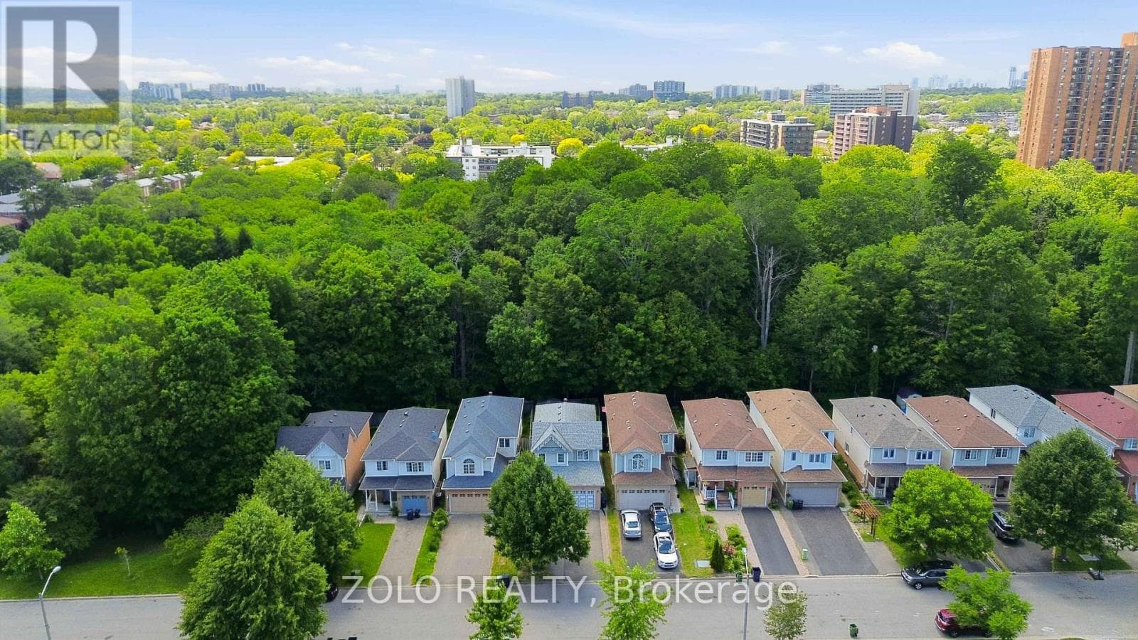 Photo of 82 PIPERBROOK CRESCENT