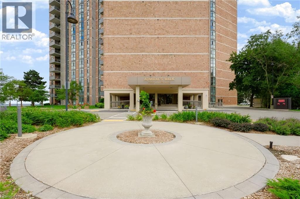 Photo of 5250 LAKESHORE Road Unit# 1901