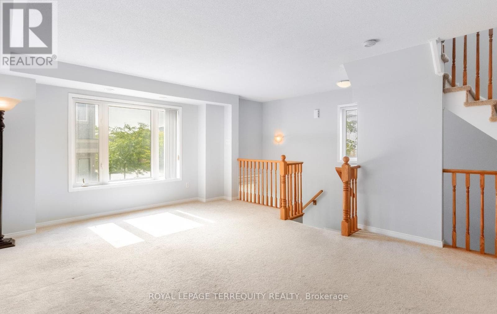 Photo of 24 - 5650 WINSTON CHURCHILL BOULEVARD