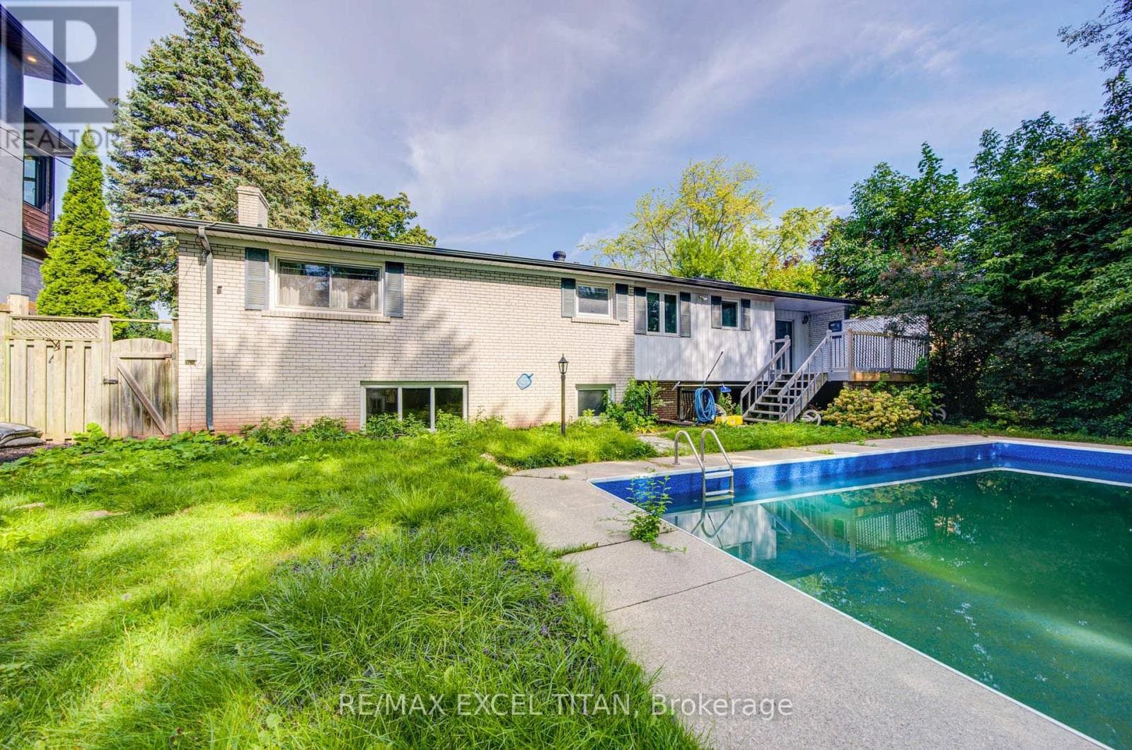 Photo of 1566 VENETIA DRIVE
