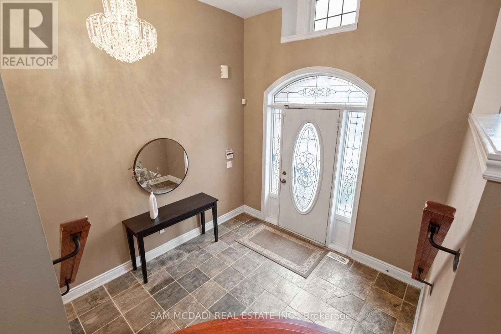 Photo of 15 EAGLESPRINGS CRESCENT
