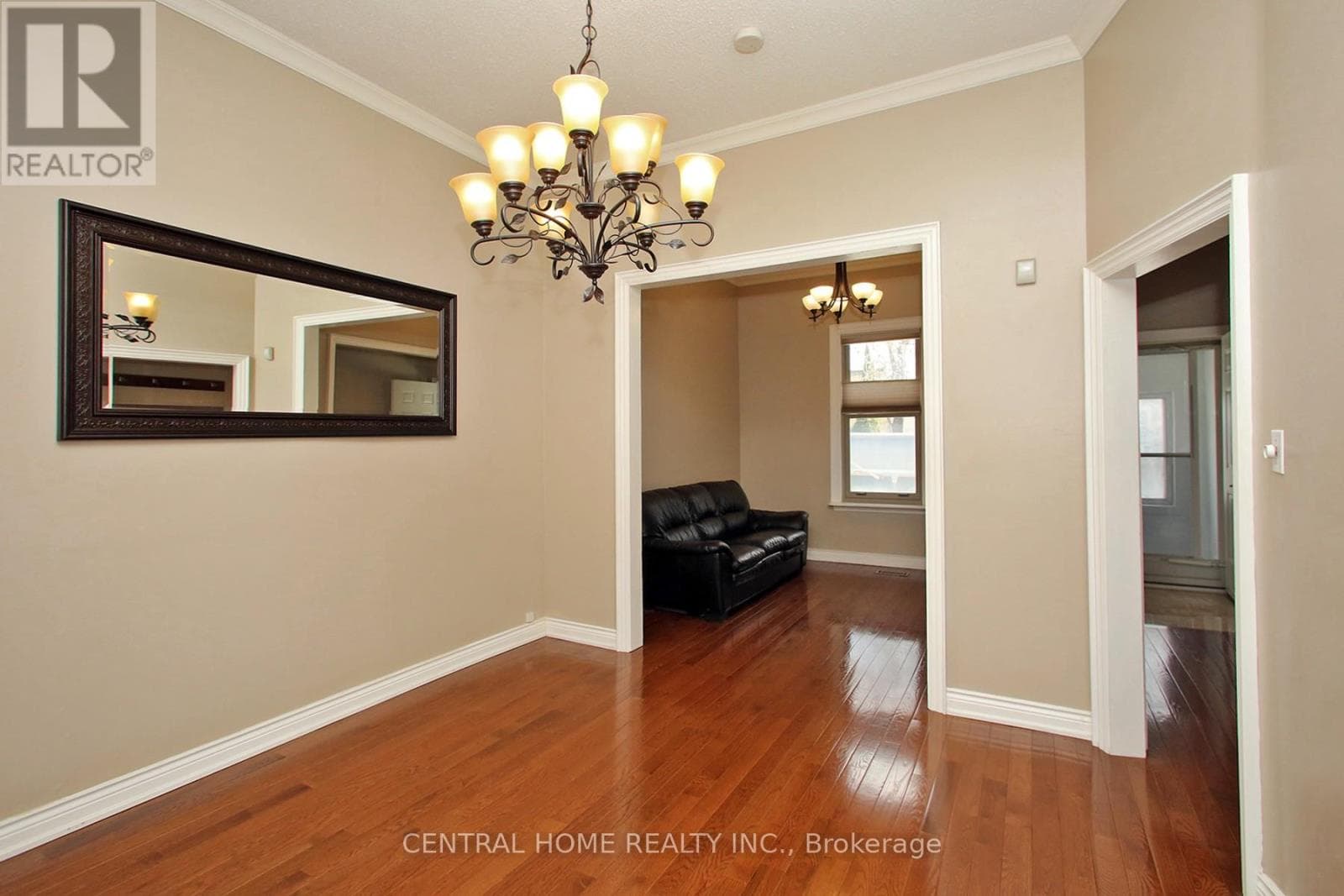 Photo of 106 CARLAW AVENUE