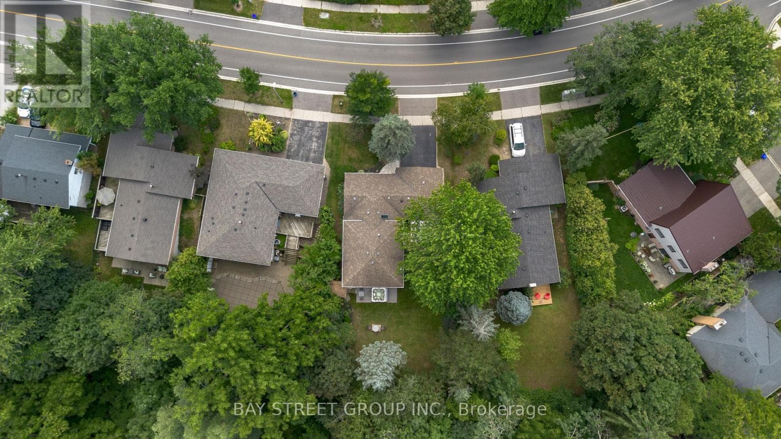 Photo of 2283 DEVON ROAD