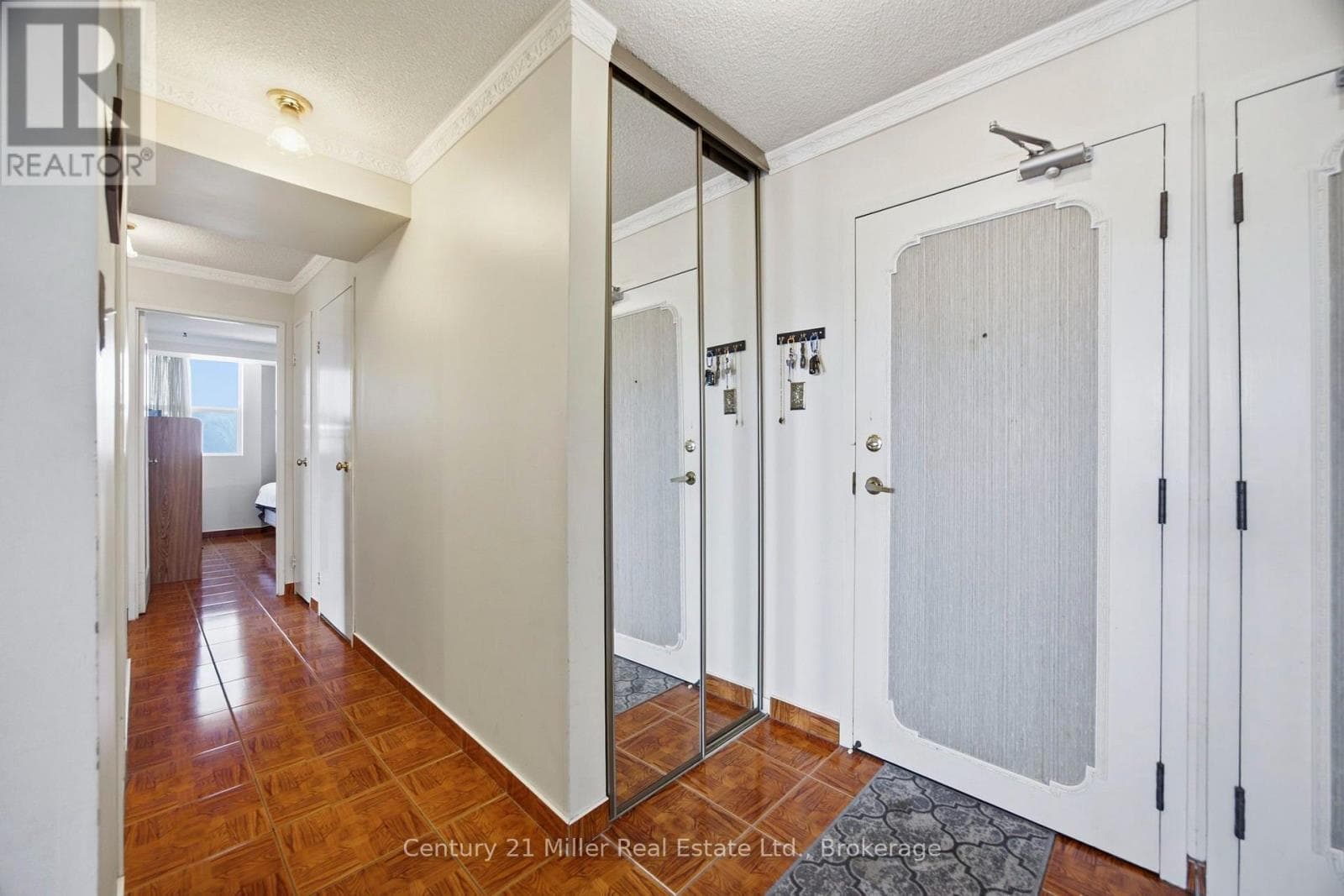 Photo of 411 - 3845 LAKE SHORE BOULEVARD W