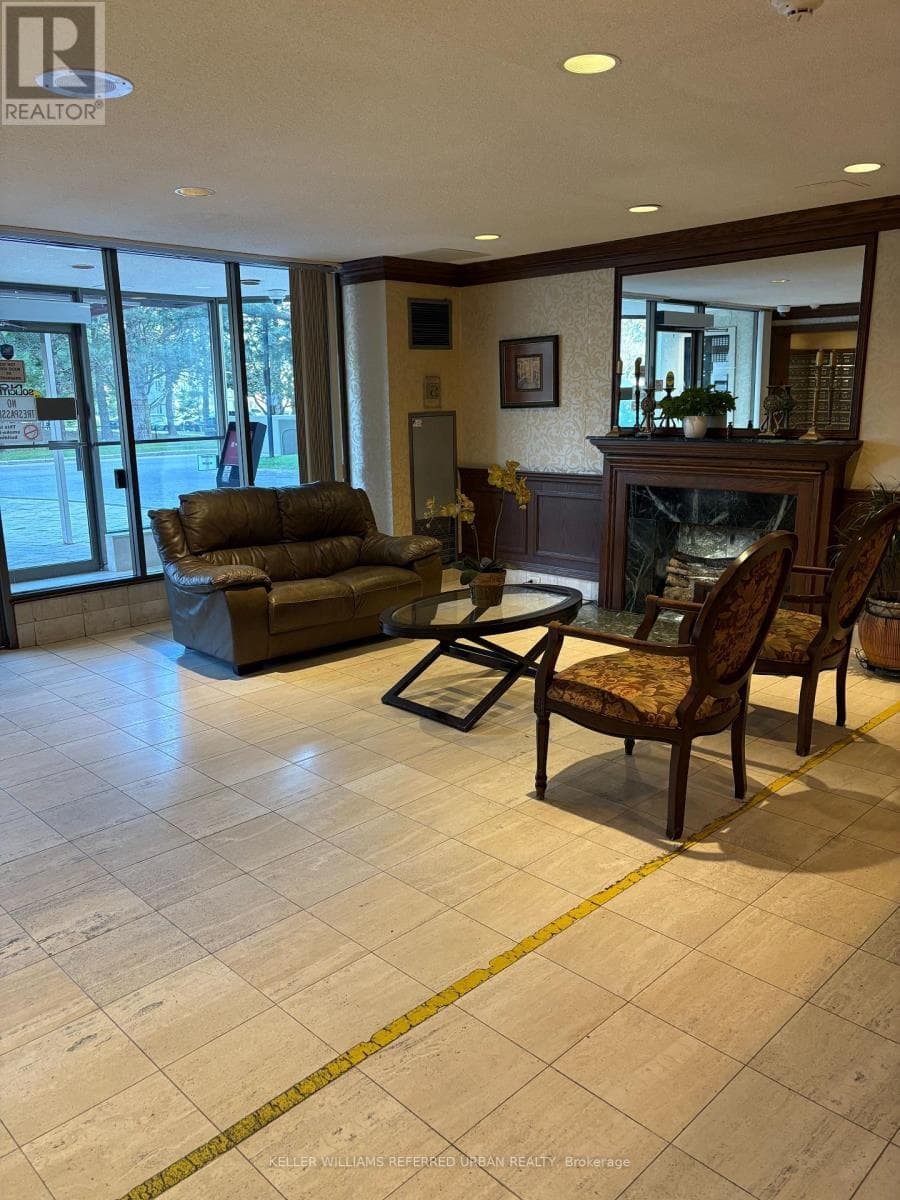 Photo of 708 - 30 THUNDER GROVE