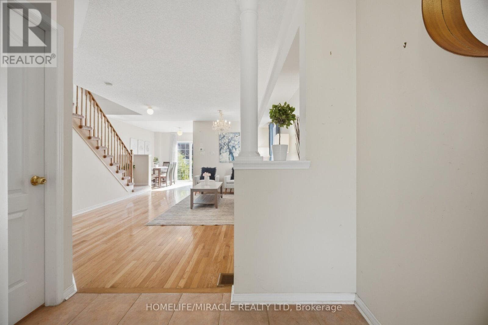 Photo of 101 CRYSTALVIEW CRESCENT