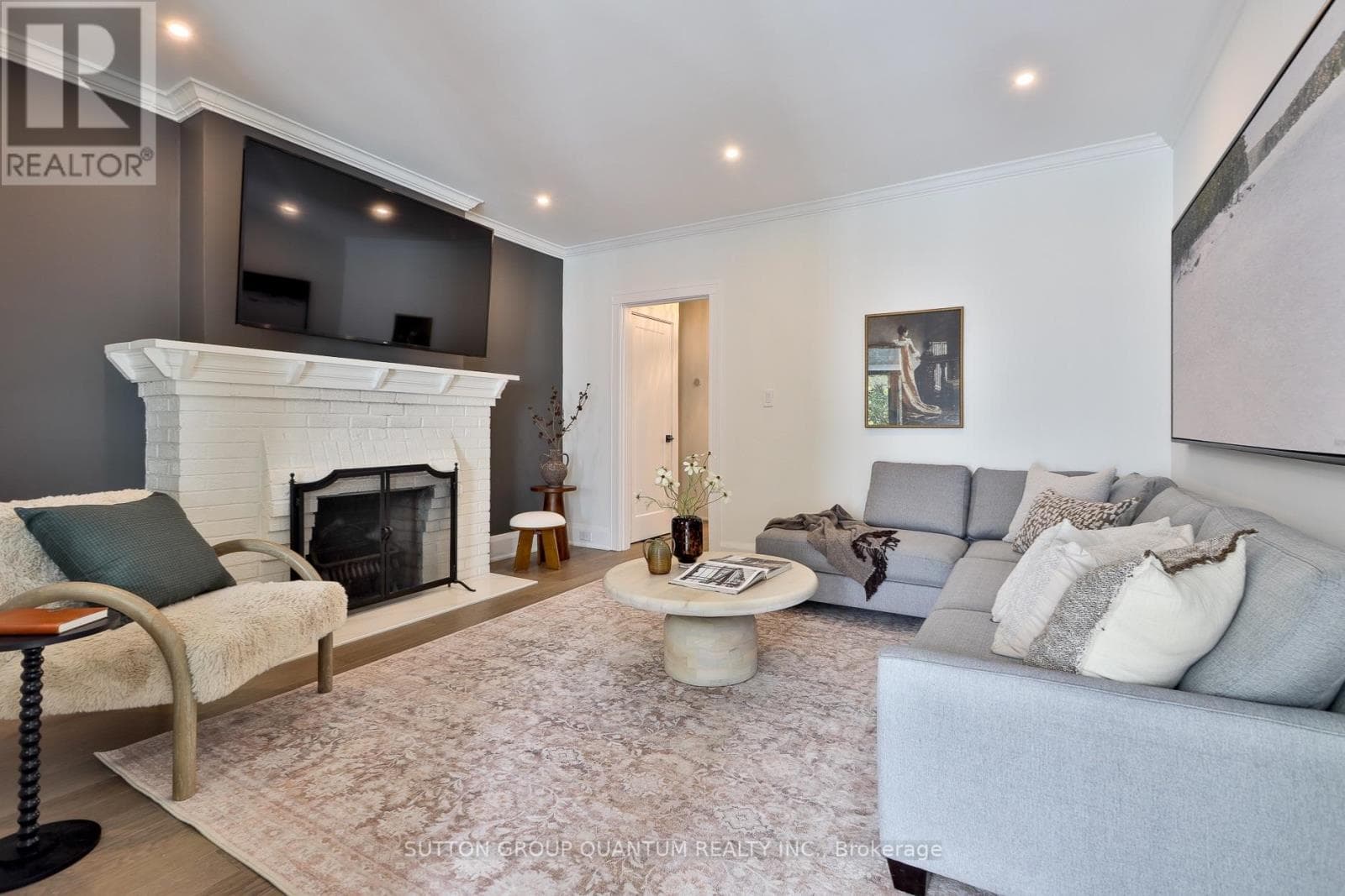 Photo of 110 CASTLEFIELD AVENUE