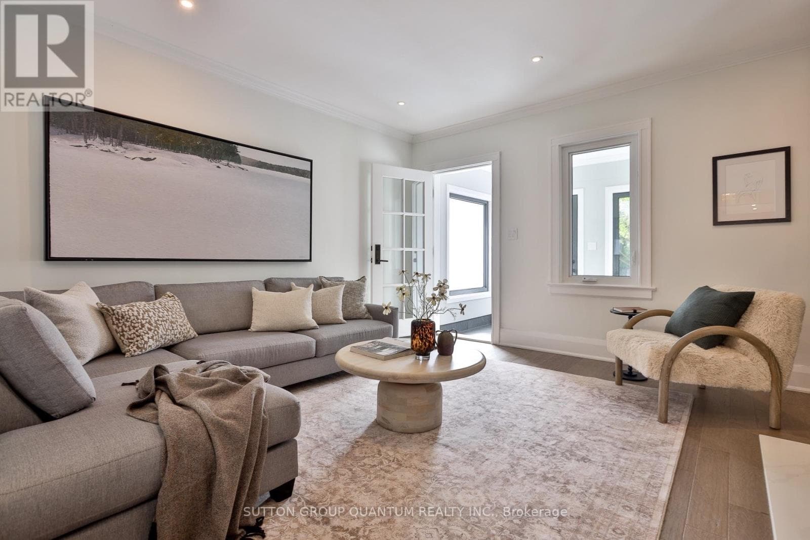 Photo of 110 CASTLEFIELD AVENUE