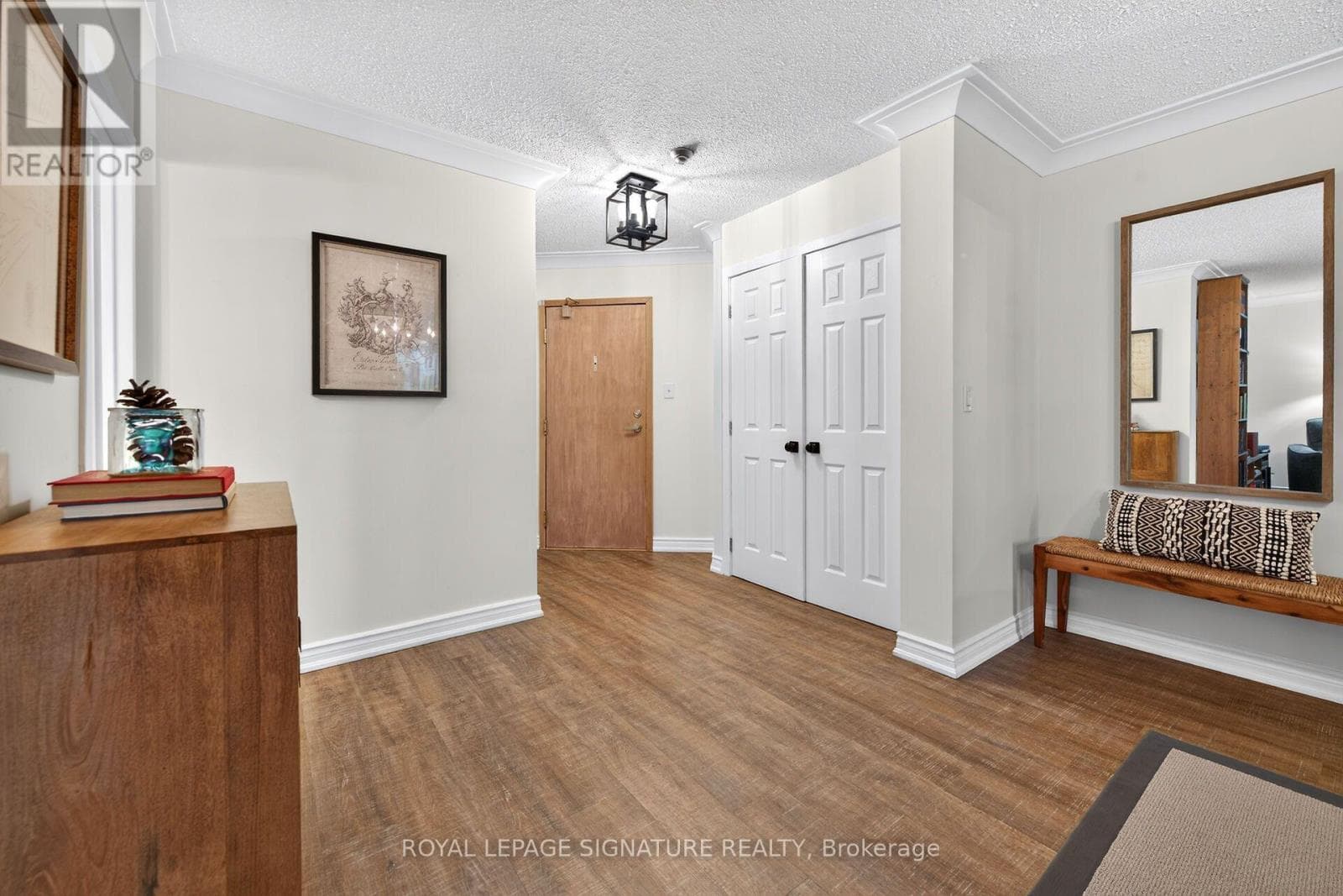 Photo of 405 - 1237 NORTH SHORE BOULEVARD E