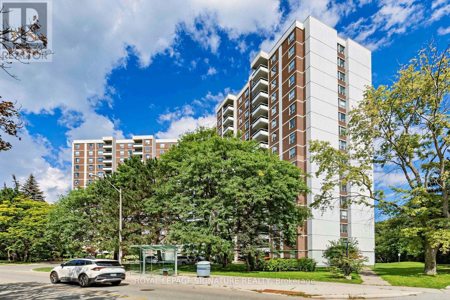 Photo of 510 - 5 SHADY GOLF WAY