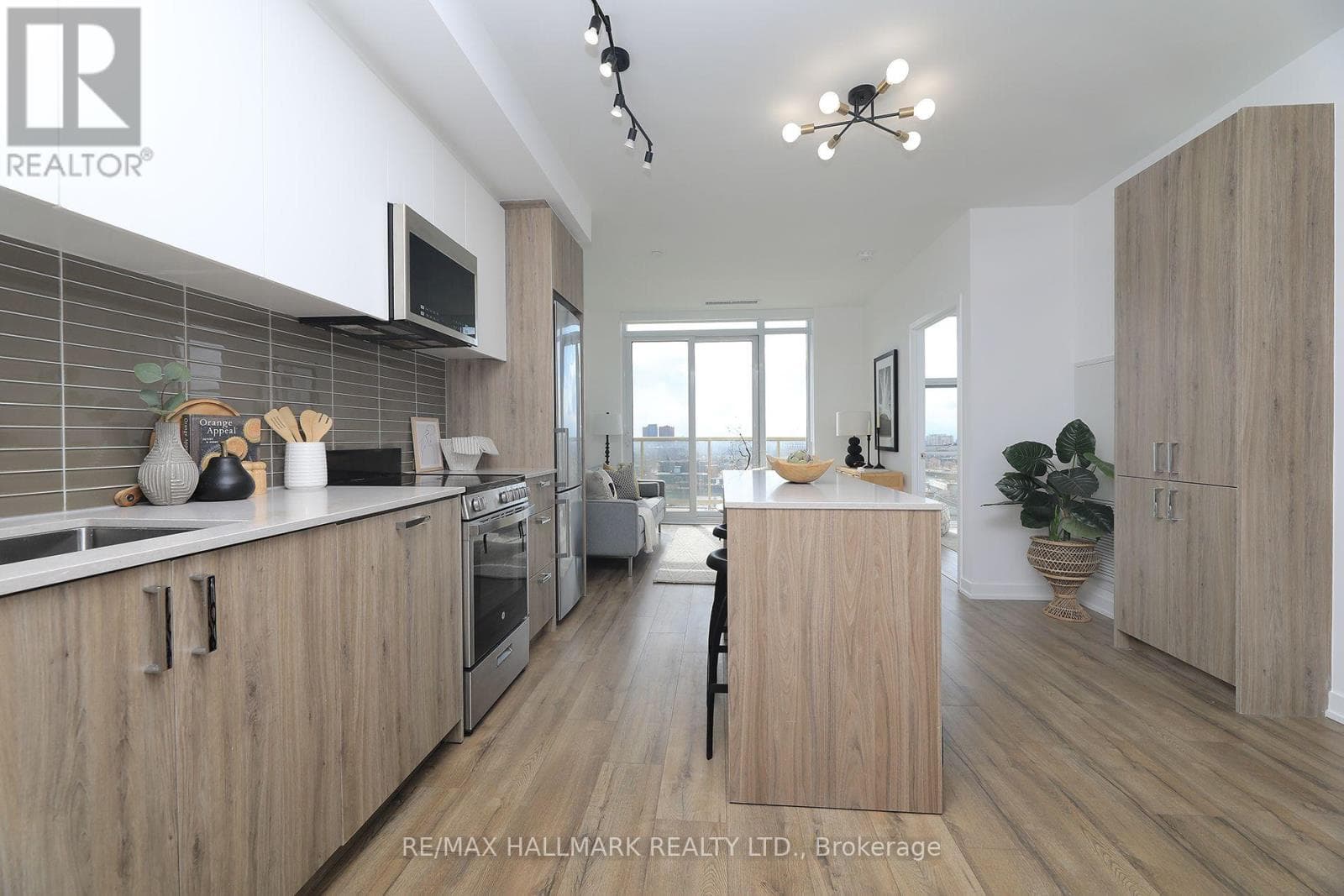 Photo of 1111 - 1787 ST. CLAIR AVENUE W