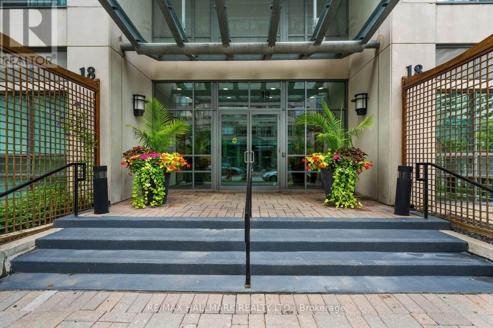 Photo of 1609 - 18 SPRING GARDEN AVENUE