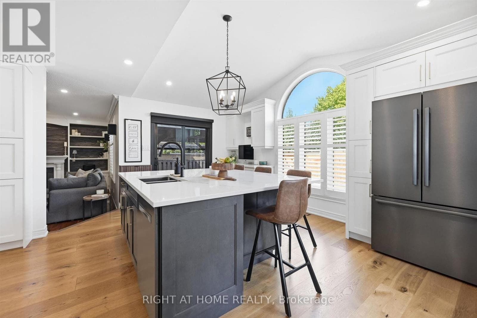 Photo of 509 LARKSPUR LANE