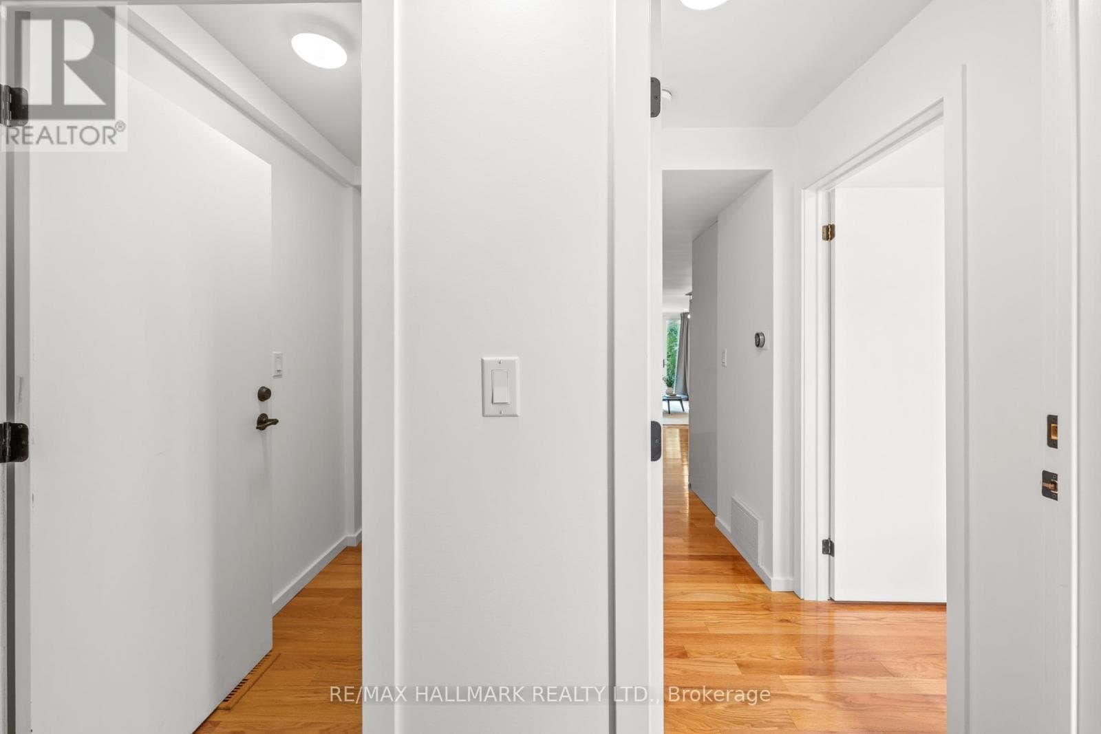 Photo of 92 CHISHOLM AVENUE