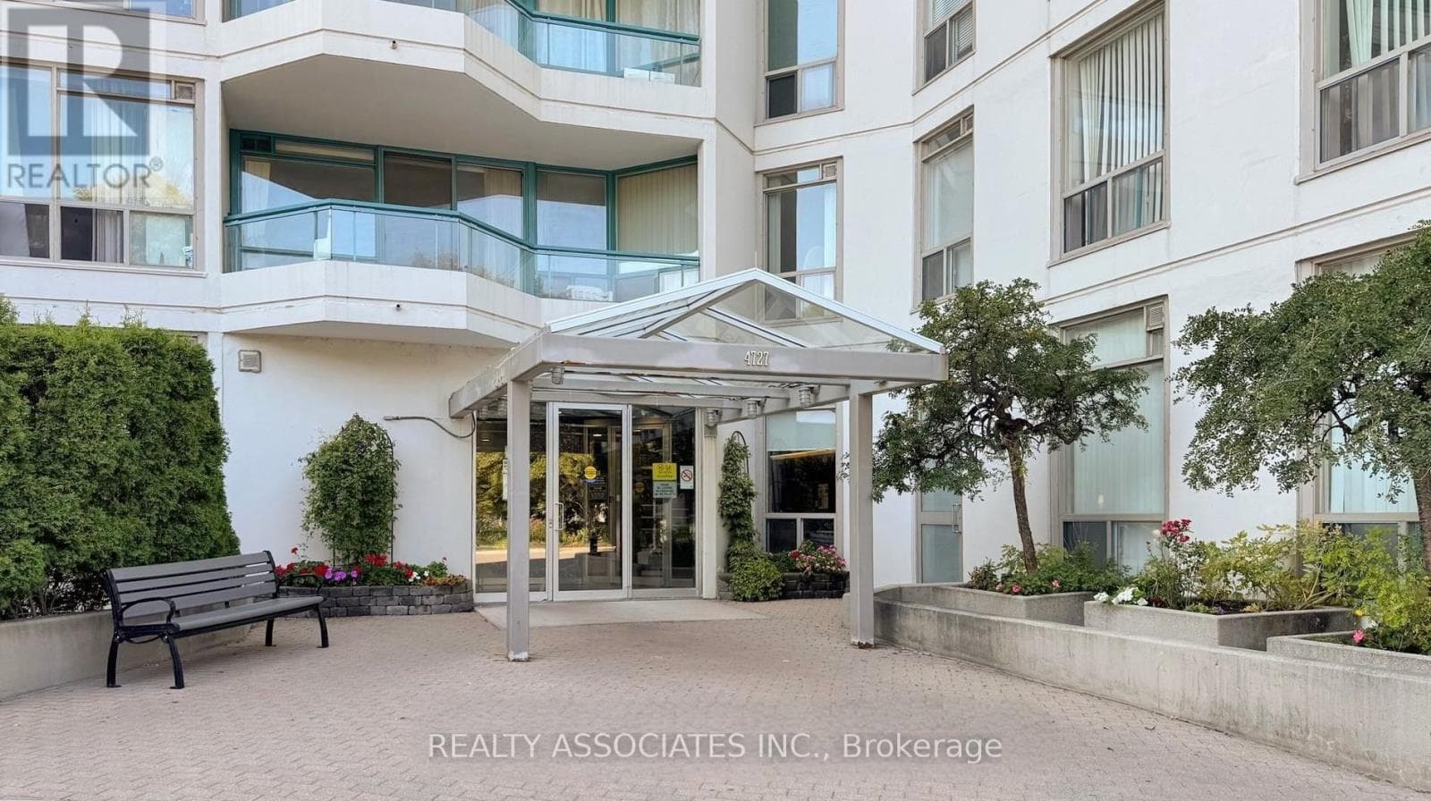 Photo of 1107 - 4727 SHEPPARD AVENUE E
