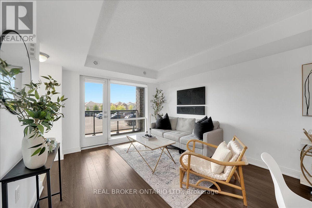 Photo of 46 - 100 DUFAY ROAD