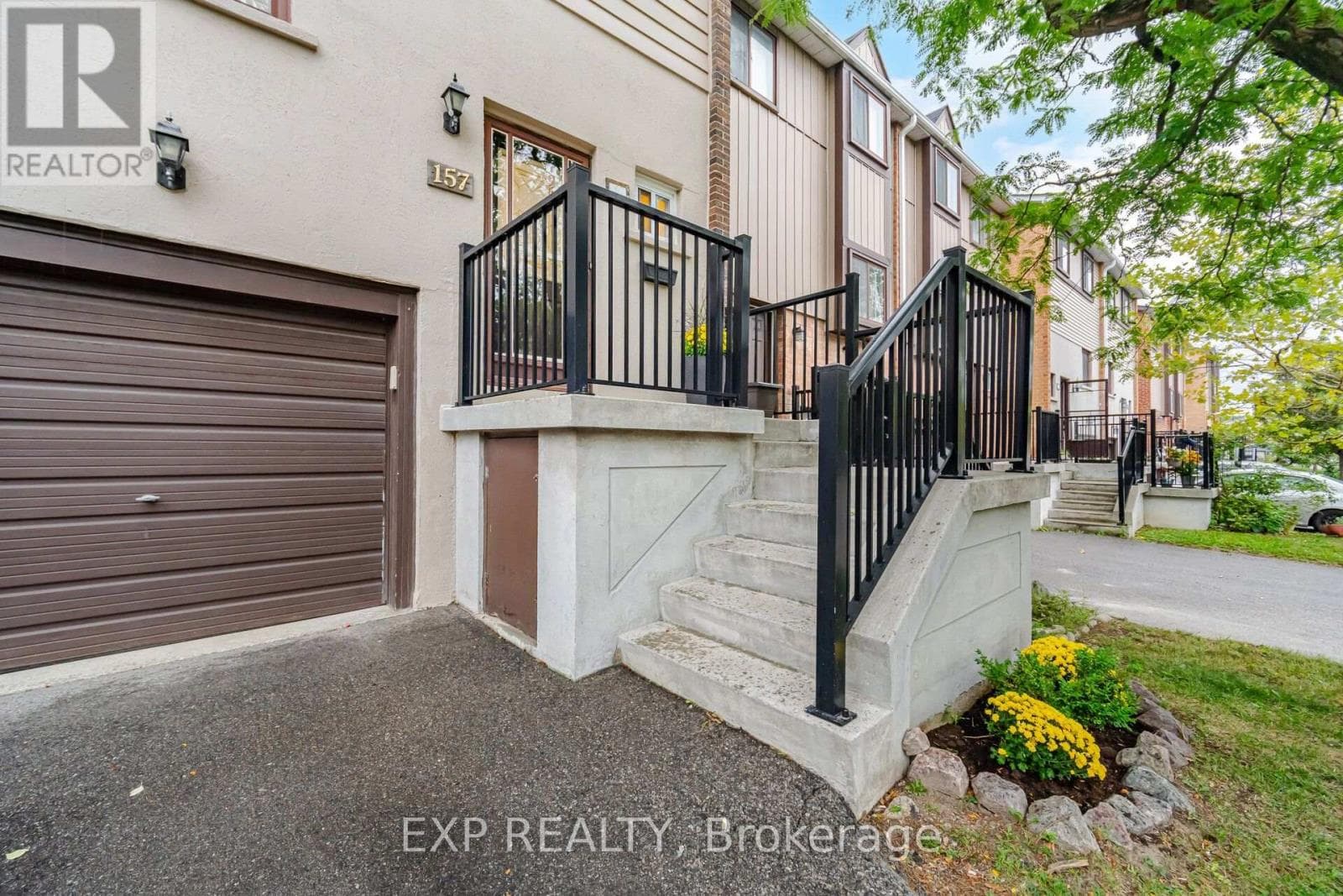 Photo of 157 MOREGATE CRESCENT