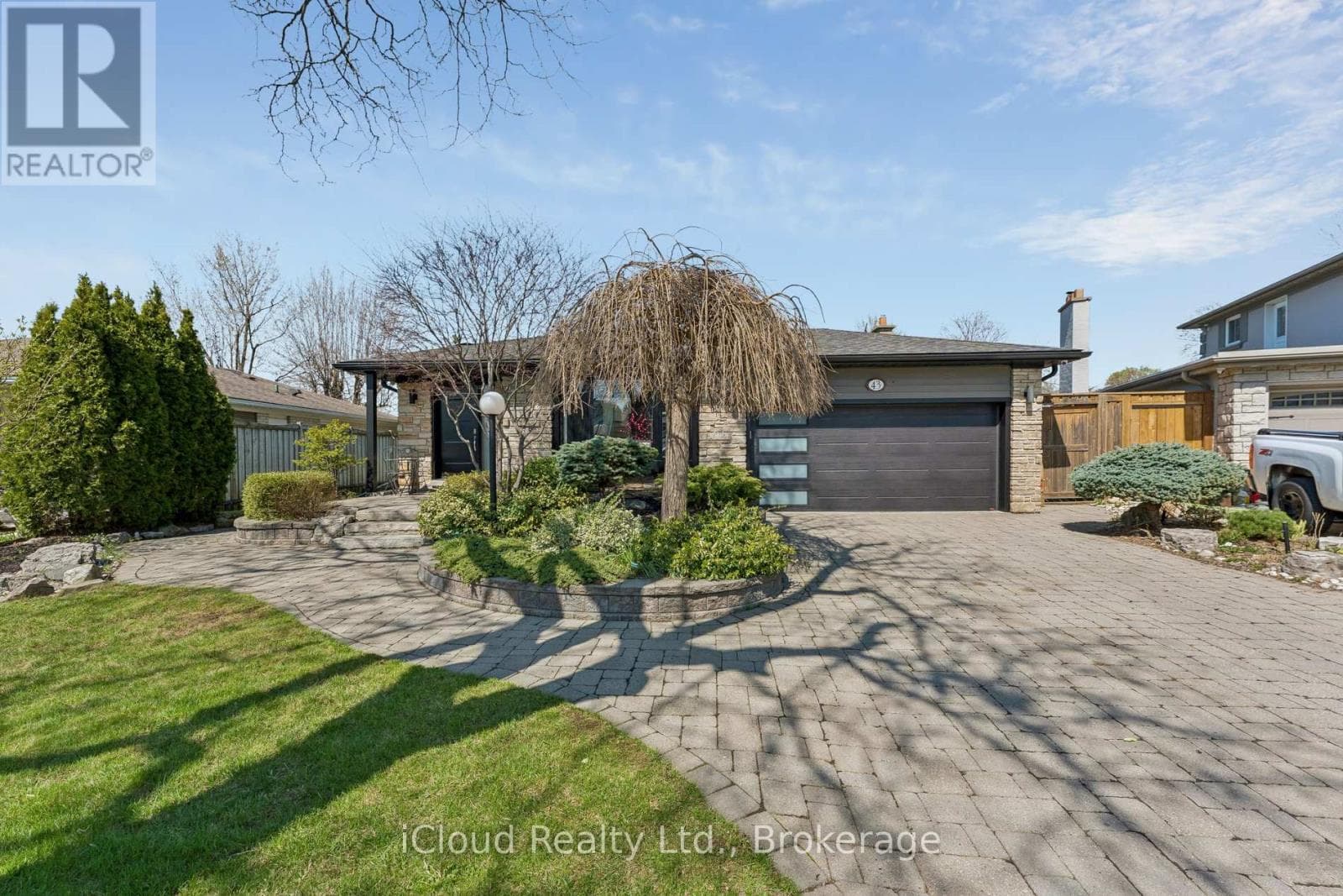 Photo of 43 FERNDALE CRESCENT