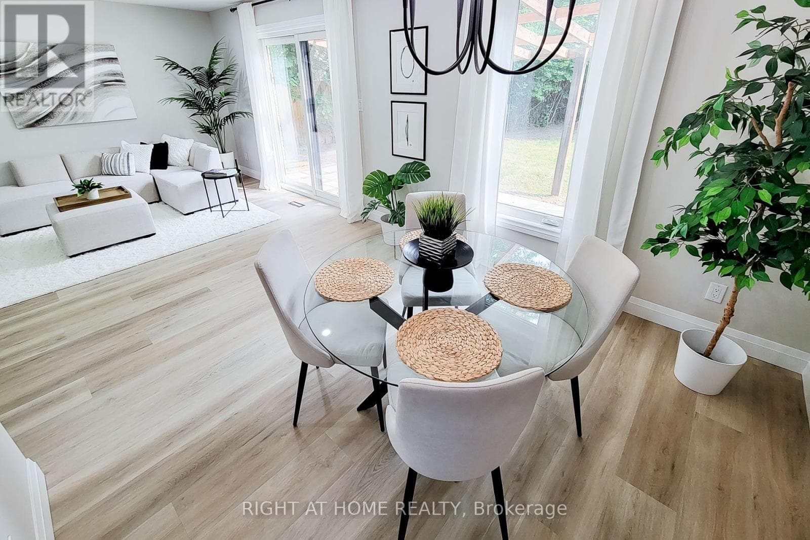 Photo of 3574 AUTUMNLEAF CRESCENT