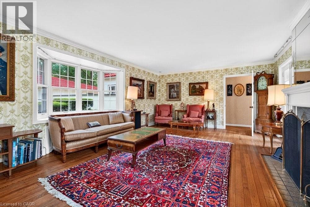 Photo of 230 MORRISON Road