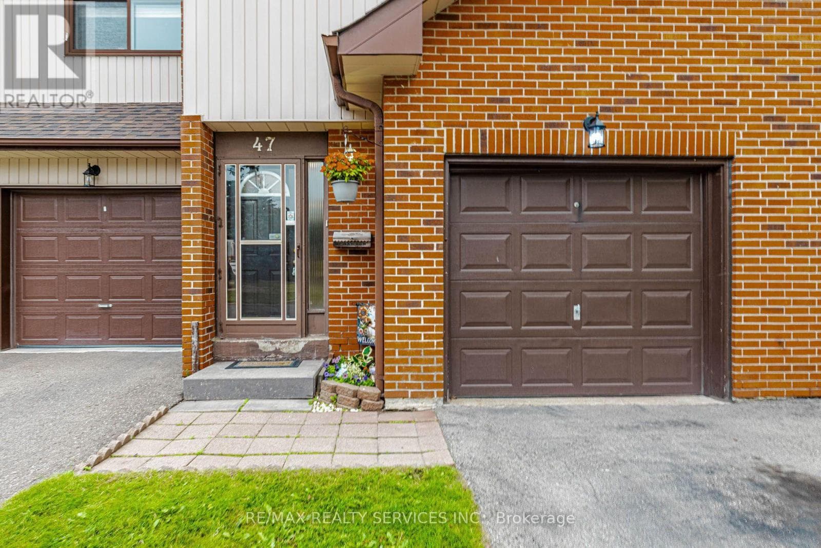 Photo of 47 DAWSON CRESCENT