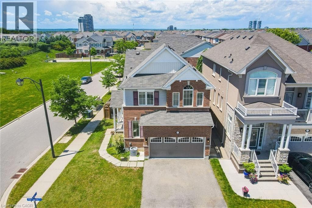 Photo of 615 HEPBURN Road