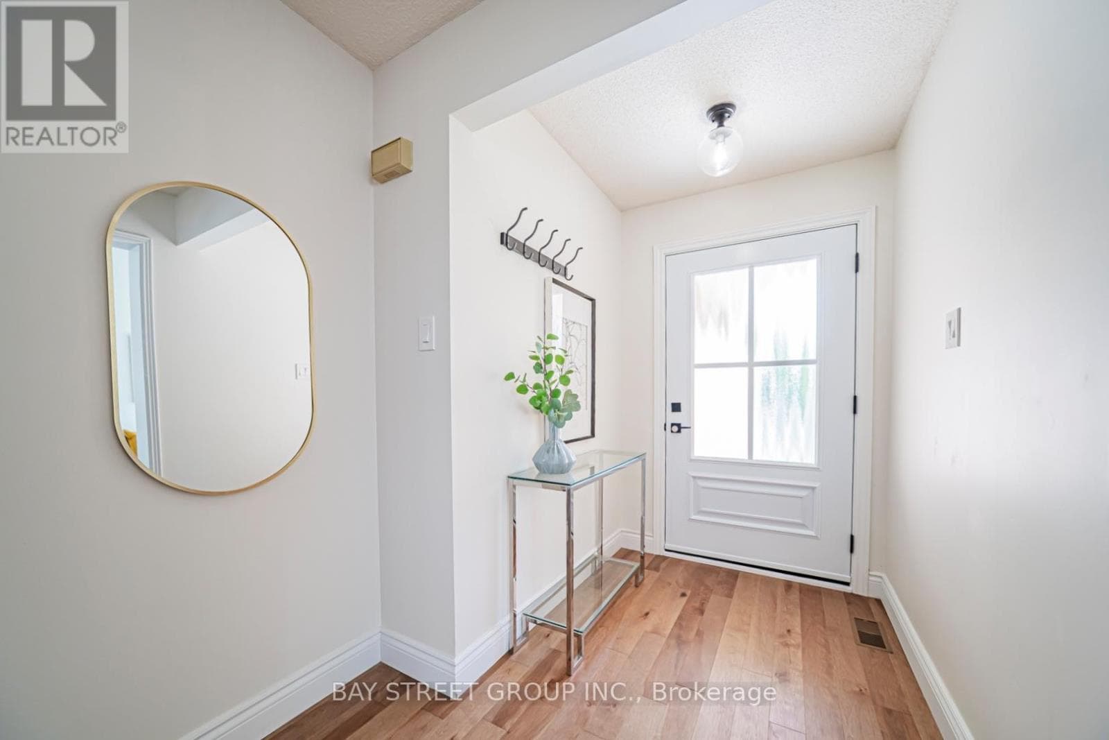 Photo of 29 ROSLO COURT