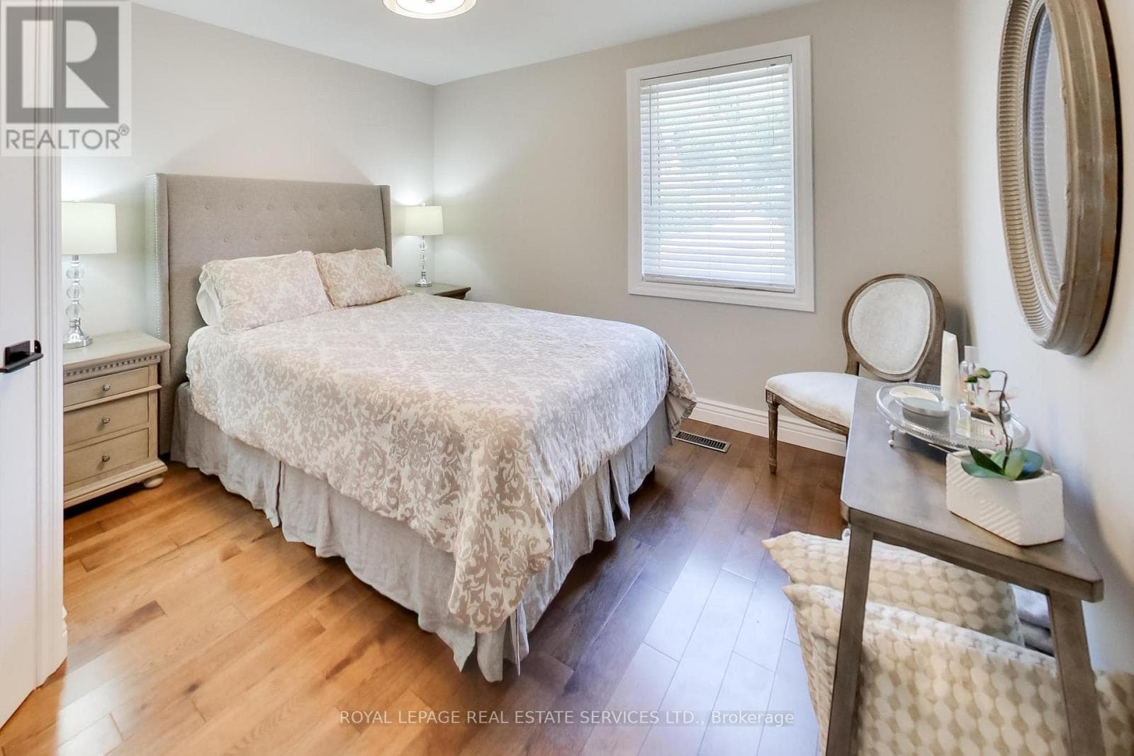 Photo of 21 PARKER AVENUE