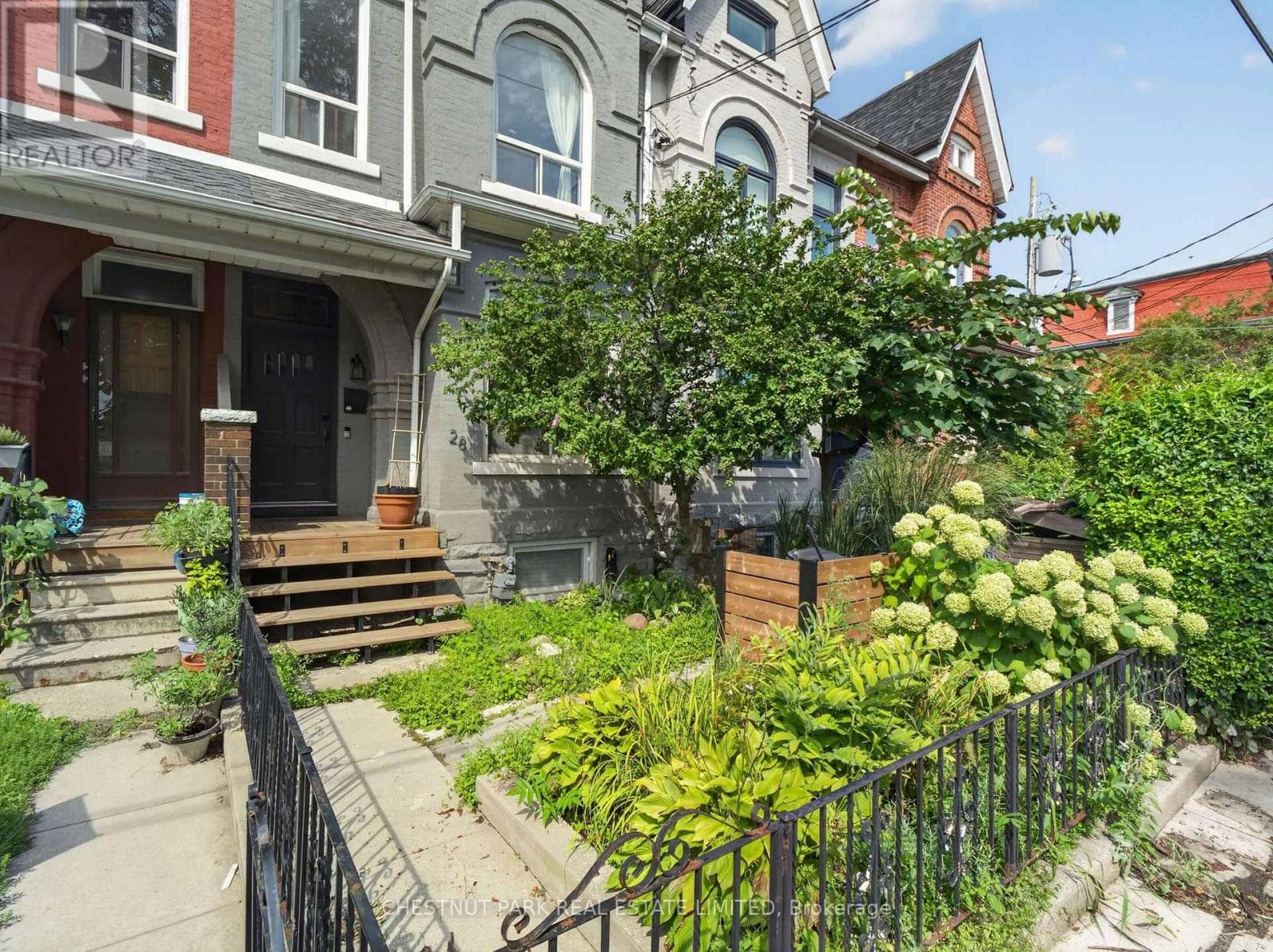Photo of 28 ROBINSON STREET