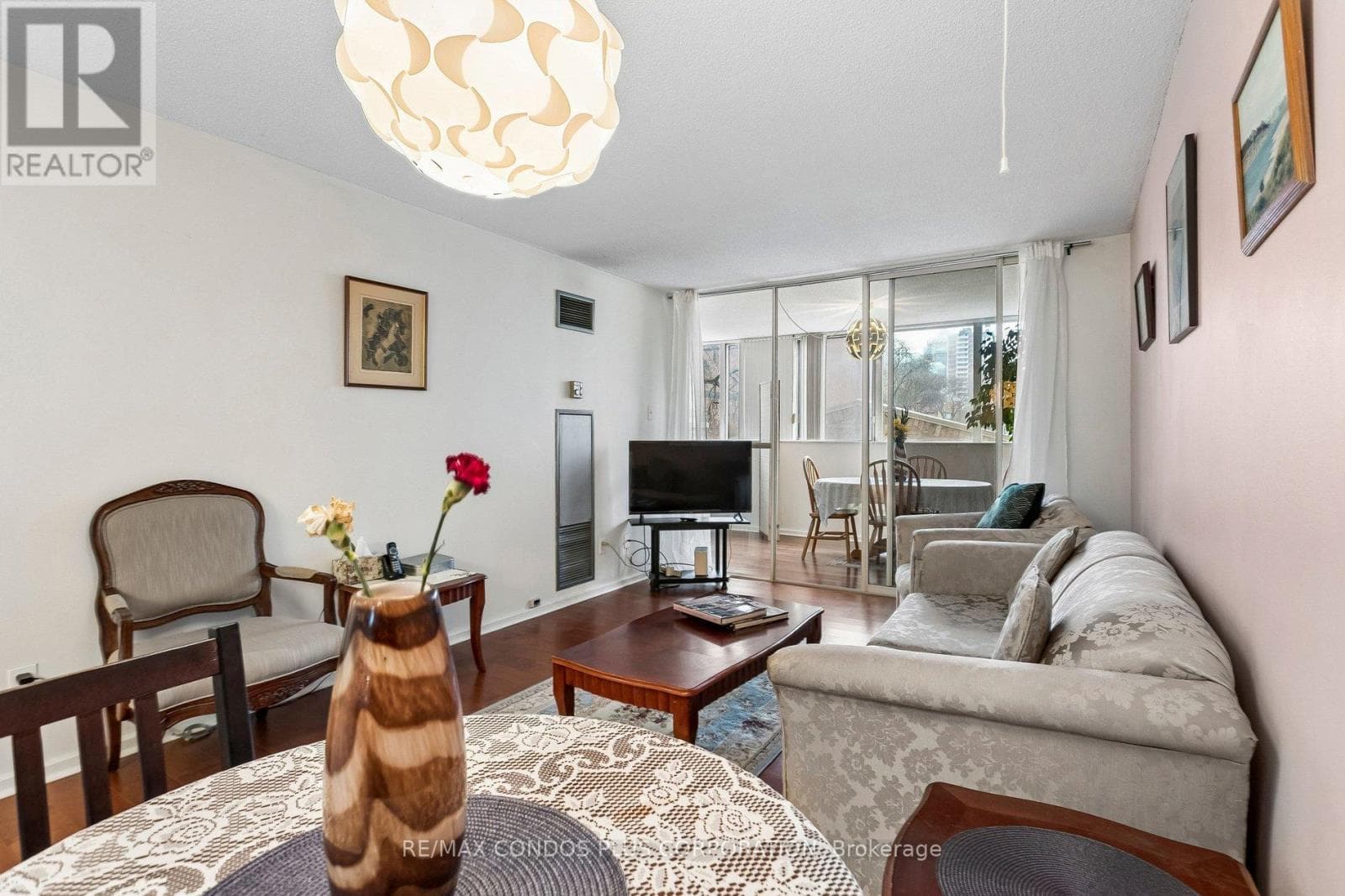 Photo of 204 - 15 MAITLAND PLACE