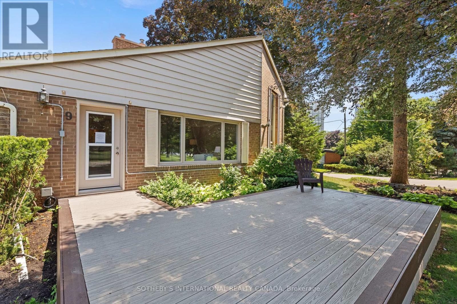 Photo of 9 BABINGTON COURT
