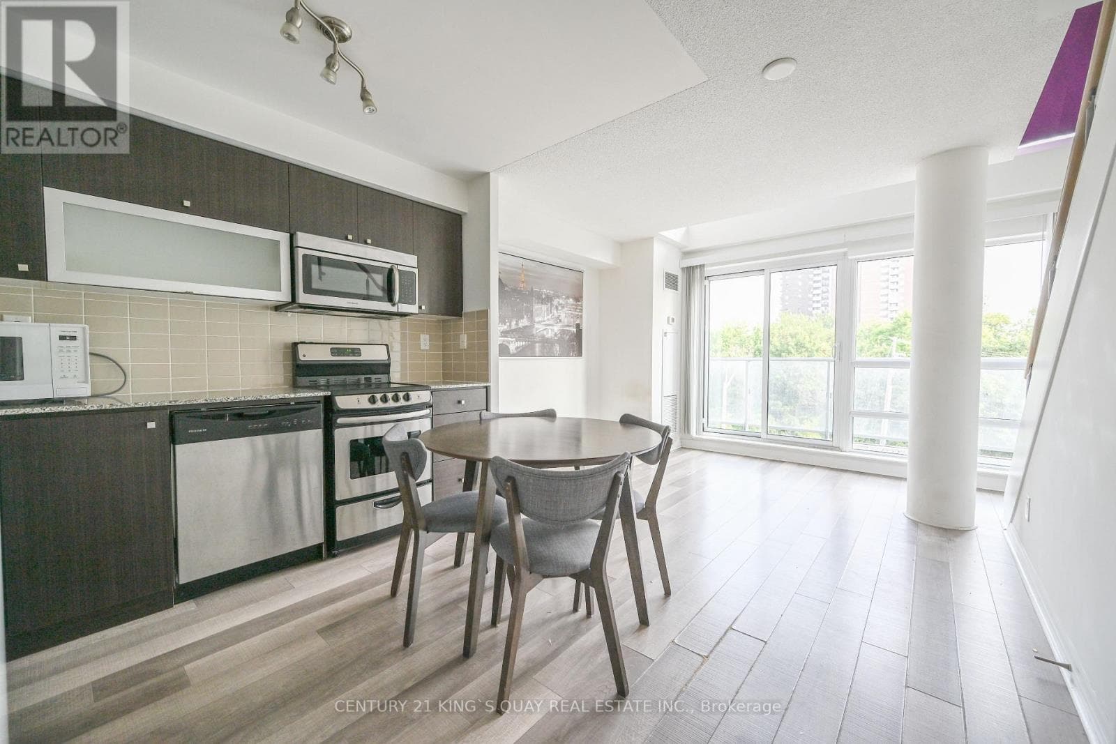 Photo of 312 - 2015 SHEPPARD AVENUE E