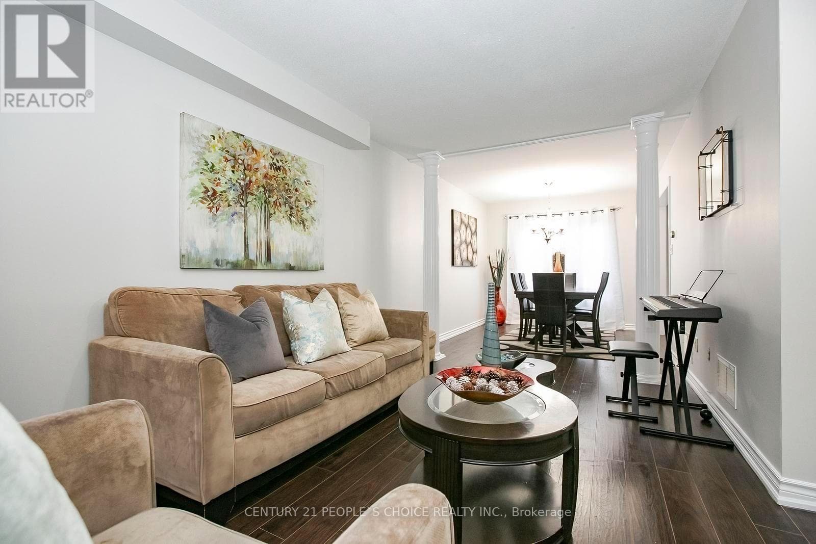 Photo of 90 WHITE TAIL CRESCENT