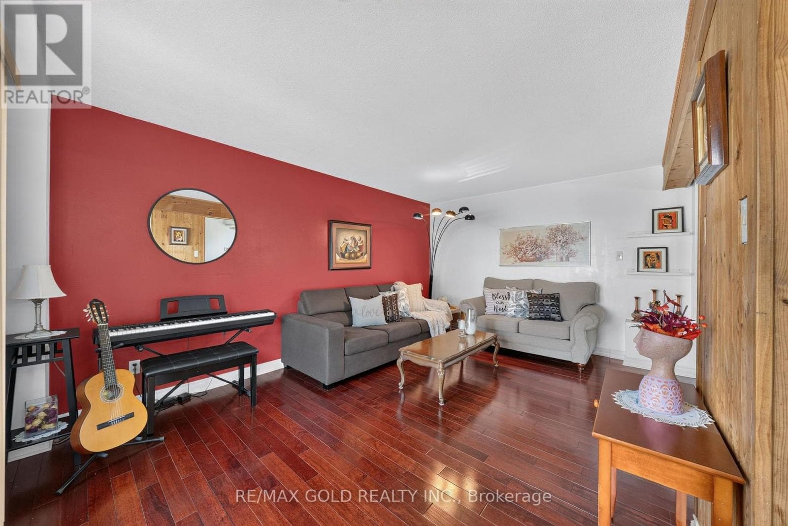 Photo of 10 JEFFREY STREET