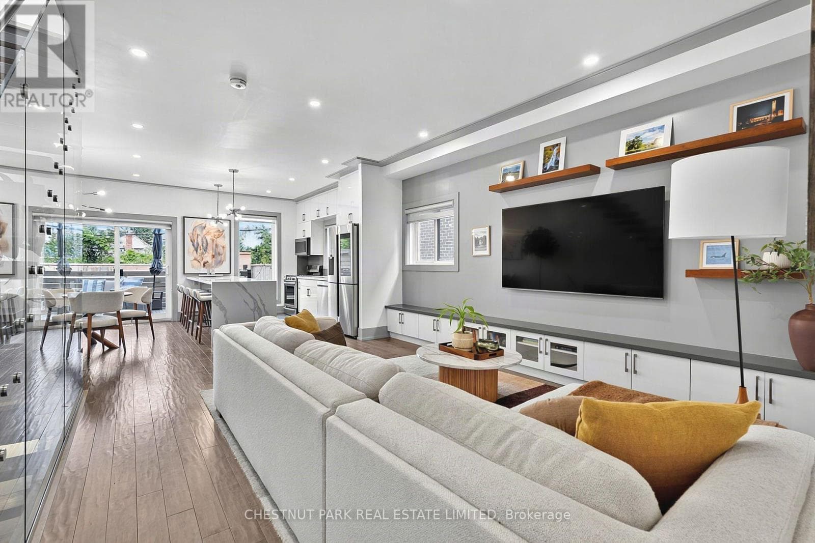 Photo of 15 NINETEENTH STREET