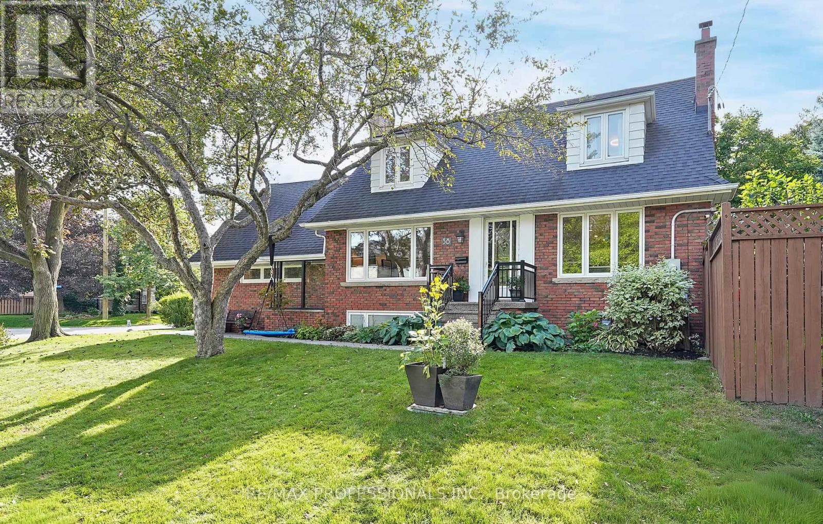 Photo of 38 BALLACAINE DRIVE