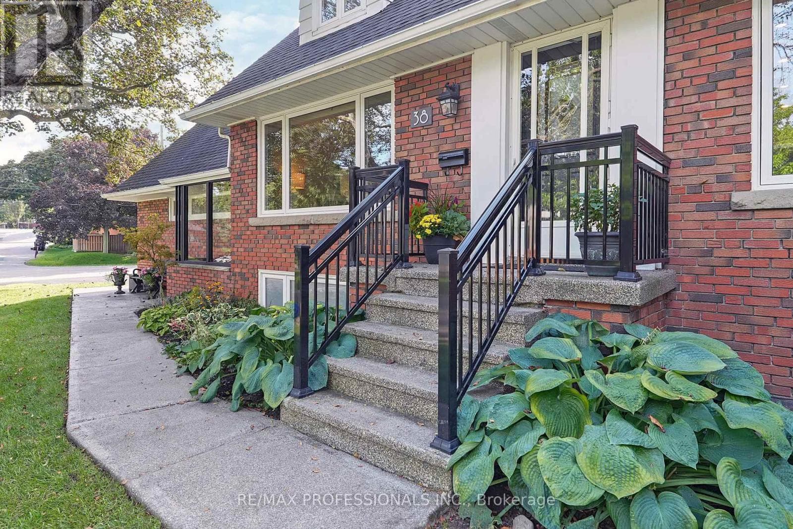 Photo of 38 BALLACAINE DRIVE